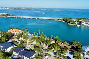 109 N Warbler Ln, Sarasota, FL 34236 - Photo 4