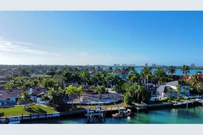 109 N Warbler Lane, Sarasota, FL 34236 - Photo 2