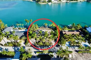 109 N Warbler Ln, Sarasota, FL 34236 - Photo 1