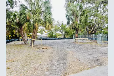 1705 6th Street, Sarasota, FL 34236 - Photo 8