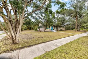 624 Goodrich Ave, Sarasota, FL 34236 - Photo 12