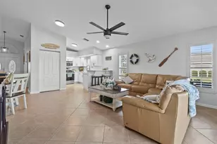 12962 SW Doug Dr, Lake Suzy, FL 34269 - Photo 14