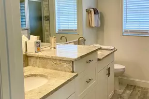 3907 10th Ave Dr W, Bradenton, FL 34205 - Photo 12