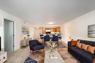 101 S Gulfstream Ave, Sarasota, FL 34236 - Photo 4