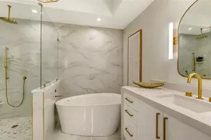 415 L Ambiance Dr, Longboat Key, FL 34228 - Photo 34