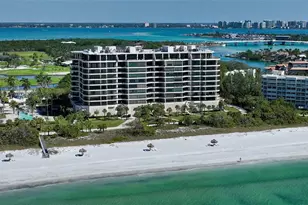 415 L Ambiance Dr, Longboat Key, FL 34228 - Photo 1