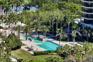 415 L Ambiance Dr, Longboat Key, FL 34228 - Photo 44