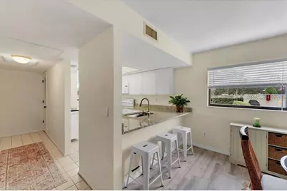 104 Capri Isles Boulevard #112, Venice, FL 34292 - Photo 8