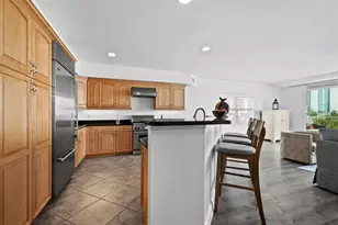 650 Golden Gate Point, Sarasota, FL 34236 - Photo 16