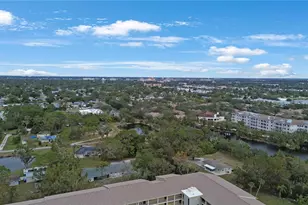 3622 Lake Bayshore Dr, Bradenton, FL 34205 - Photo 22