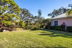 7213 Las Casas Dr, Sarasota, FL 34243 - Photo 24