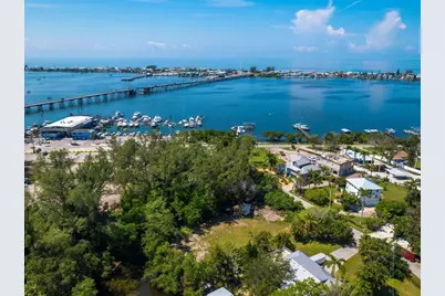 4210 128th Street W, Cortez, FL 34215 - Photo 6