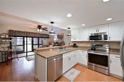 425 30th Avenue W #C102, Bradenton, FL 34205 - Photo 4