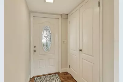 2325 Riverbluff Parkway #V247, Sarasota, FL 34231 - Photo 6