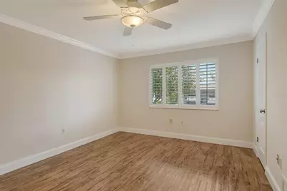 2325 Riverbluff Parkway #V247, Sarasota, FL 34231 - Photo 18