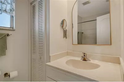 2325 Riverbluff Parkway #V247, Sarasota, FL 34231 - Photo 20