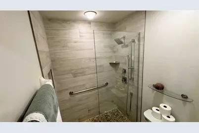 8735 Olde Hickory Avenue #8306, Sarasota, FL 34238 - Photo 18