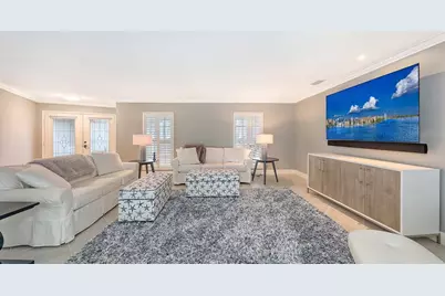 605 Wild Turkey Lane, Sarasota, FL 34236 - Photo 6