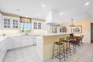 7056 Hawks Harbor Cir, Bradenton, FL 34207 - Photo 10