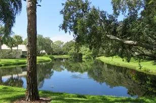 142 Pineneedle Dr, Bradenton, FL 34210 - Photo 18