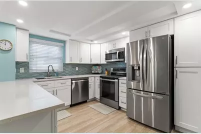 1215 S Portofino Drive #108, Sarasota, FL 34242 - Photo 10