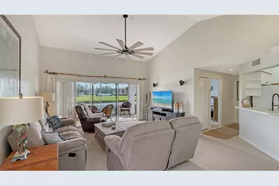 6556 Fairway Gardens Dr, Bradenton, FL 34203 - Photo 4