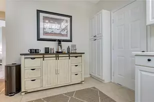 6556 Fairway Gardens Dr, Bradenton, FL 34203 - Photo 10