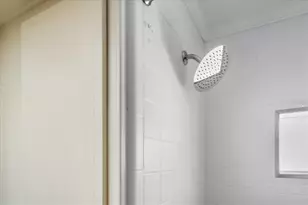 2103 18th St W, Bradenton, FL 34205 - Photo 24