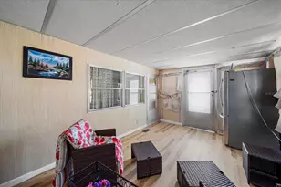 2103 18th St W, Bradenton, FL 34205 - Photo 32