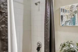 8115 Miramar Way, Lakewood Ranch, FL 34202 - Photo 26