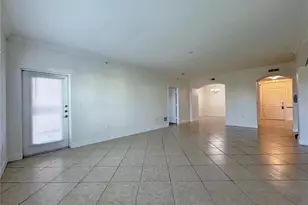 808 3rd Ave W, Bradenton, FL 34205 - Photo 2