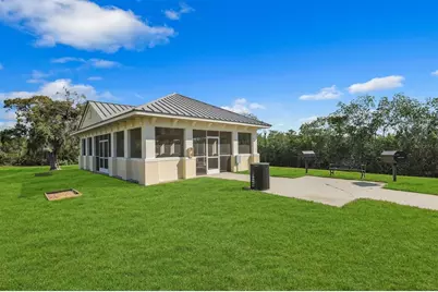 7350 Marathon Drive, Seminole, FL 33777 - Photo 10