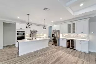 10508 McAlester Cir, Port Charlotte, FL 33981 - Photo 14