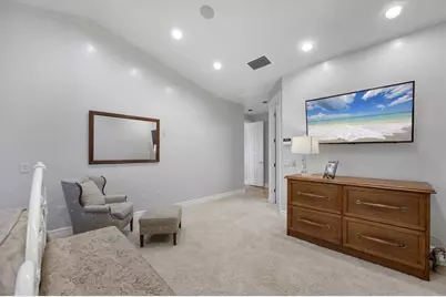 7261 Villa Deste Drive, Sarasota, FL 34238 - Photo 16