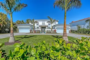1521 S Lake Shore Dr, Sarasota, FL 34231 - Photo 2
