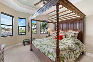 4110 Commodore Blvd, Cortez, FL 34215 - Photo 14