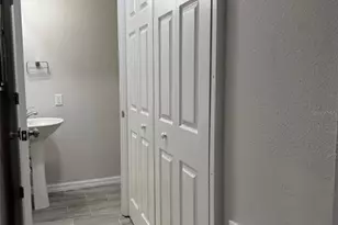 7560 Plantation Cir, Bradenton, FL 34201 - Photo 30