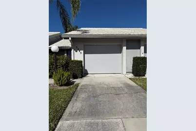 5345 Pamela Wood Way, Sarasota, FL 34233 - Photo 2