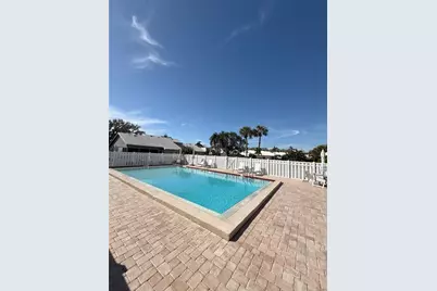 5345 Pamela Wood Way, Sarasota, FL 34233 - Photo 6