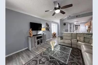 5001 Baraldi Circle #22-212, Sarasota, FL 34235 - Photo 4