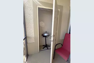 3825 45th Terrace W #104, Bradenton, FL 34210 - Photo 10