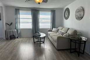 4915 Winged Foot Ave, Sarasota, FL 34234 - Photo 6