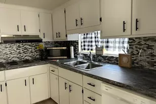 4915 Winged Foot Ave, Sarasota, FL 34234 - Photo 10