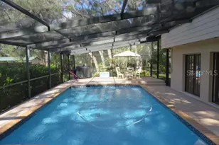 1024 Tara Vista Dr, Sarasota, FL 34232 - Photo 48