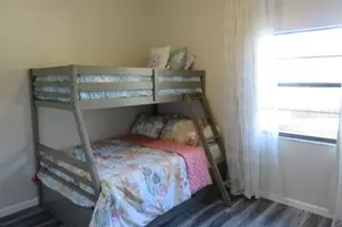 1024 Tara Vista Dr, Sarasota, FL 34232 - Photo 28