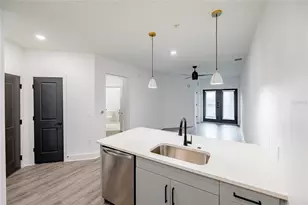 1420 Lakefront Dr, Sarasota, FL 34240 - Photo 6