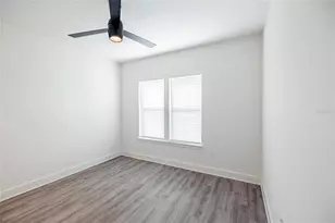 1420 Lakefront Dr, Sarasota, FL 34240 - Photo 10