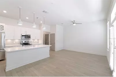 1420 Lakefront Drive #TH-206, Sarasota, FL 34240 - Photo 8