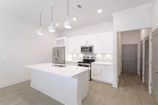 1420 Lakefront Dr, Sarasota, FL 34240 - Photo 4