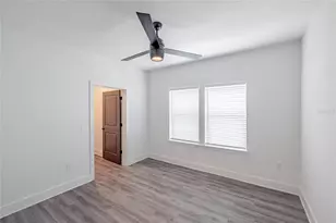 1420 Lakefront Dr, Sarasota, FL 34240 - Photo 16